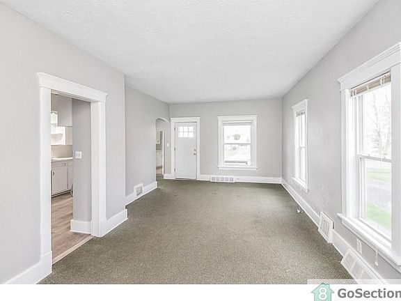 3rd image of 1039 W 9th St