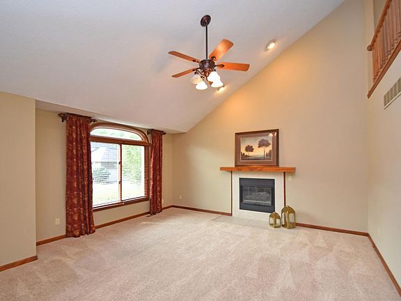 3rd image of 7140 Timbernoll Dr