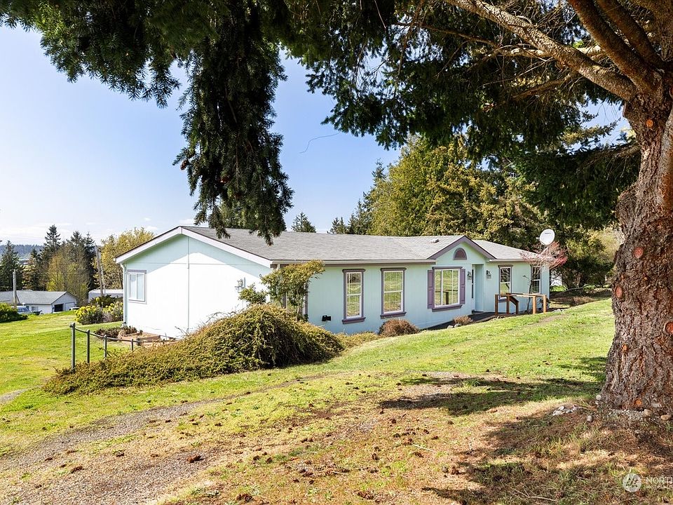 1st image of 906 Casey Avenue