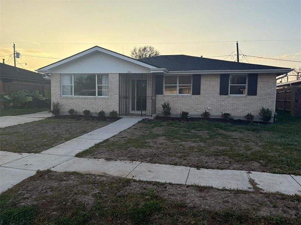 1st image of 816 Andrews Ave