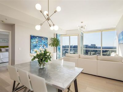 3325 Piedmont Rd, Atlanta, GA, 30305