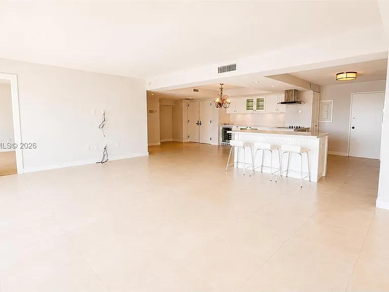2 Grove Isle Dr #B1706 — Photo 8