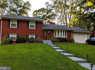 5217 Easton Dr, Springfield, VA 22151