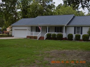 12401 Huntington Dr, Laurinburg, NC 28352