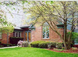 4604 Forest Way Cir, Long Grove, IL 60047