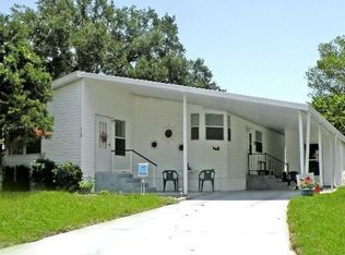 722 Mockingbird Ln, Leesburg, FL 34748