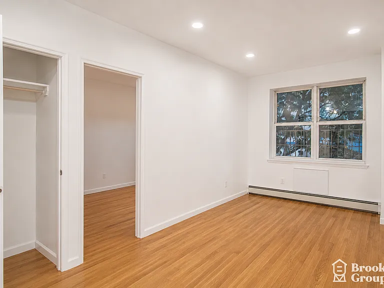 475 Hart St #2 — Photo 9