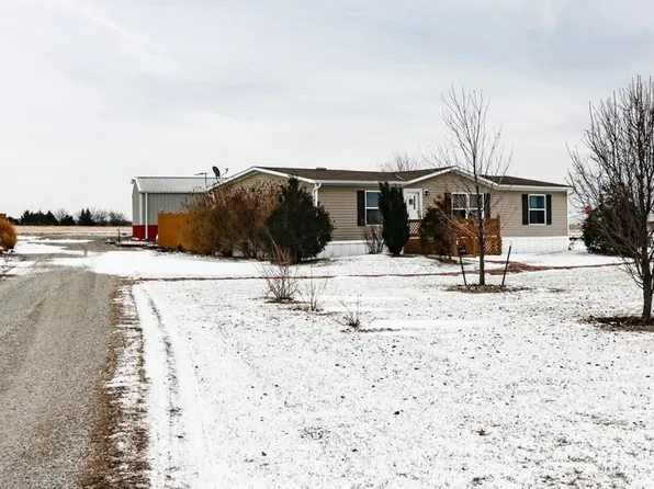 906 N Leverton Rd, Udall, KS 67146