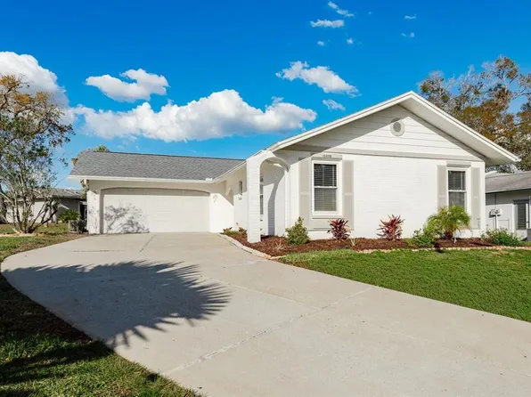 10608 Salamanca Dr, Port Richey, FL 34668