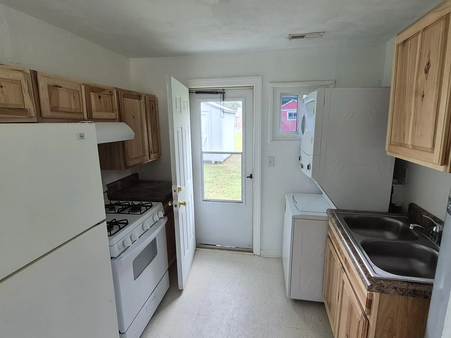 2 bed, 616 sqft, $1,395 — Photo 4