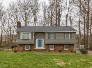 5908 Cutters Creek Ct, Pfafftown, NC 27040