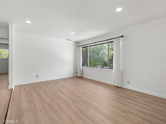5th image of 4595 Estrada Ave