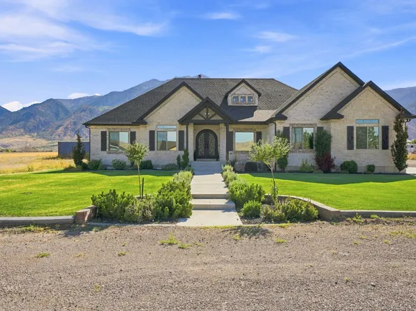 461 S 300 E, Mona, UT 84645