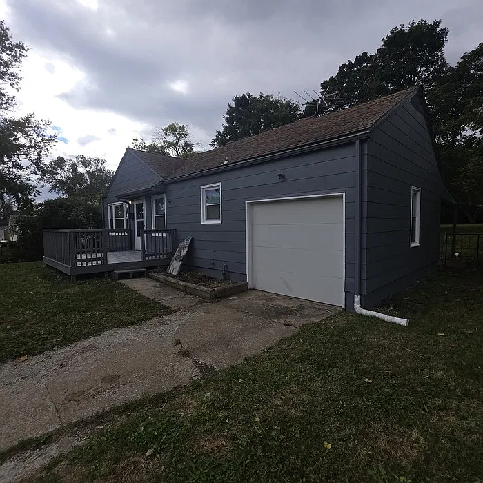 2 bed, 1.0 bath, 1068 sqft, $1,150 — Photo 4