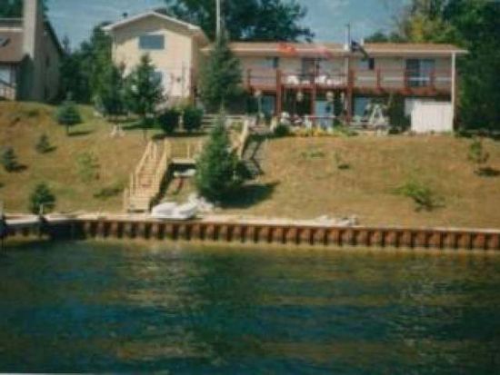 285 S Lake St, Harrison, MI 48625