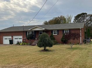 261 Pauline Dr, Hazel Green, AL 35750