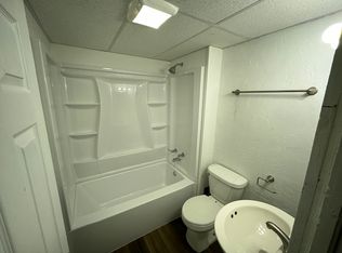 426 E Murphy Ave APT 1, Connellsville, PA 15425