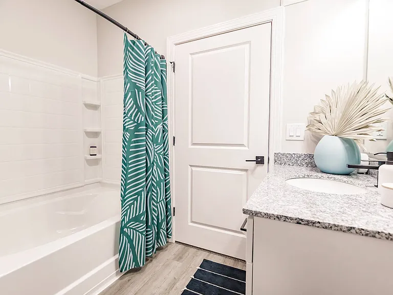 Swiftwater Apartments — Photo 12