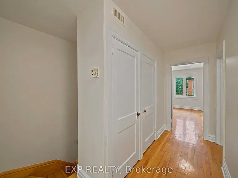 452 Sunnyside Ave — Photo 13