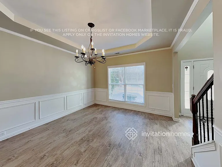2096 Somerset Pl SE — Photo 7