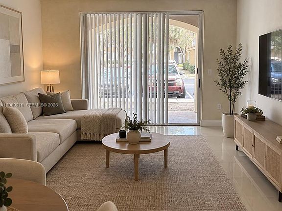 2nd image of 8030 N Nob Hill Rd APT 105