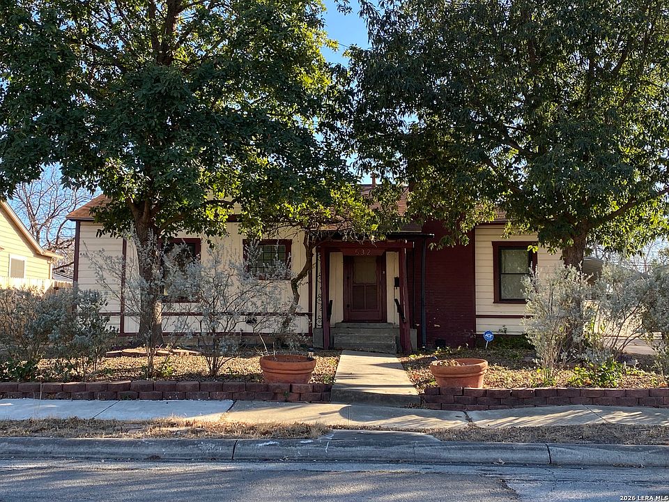 1st image of 532 Westwood