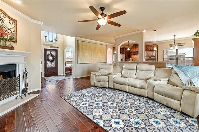 1st image of 1502 Lochness Ct