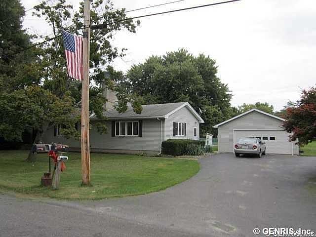 1st image of 1805 Crandall Ave