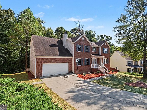 2nd image of 1128 Mitford Ln
