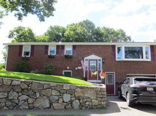 62 Oak Ridge Cir, Lynn, MA 01904