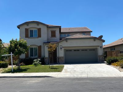 15353 Chive Ln, Fontana, CA, 92336