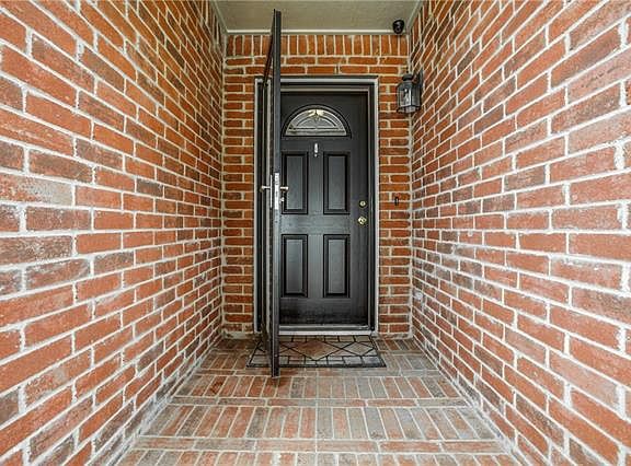 3rd image of 4337 Annalea Dr