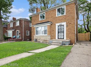 17329 Santa Rosa Dr, Detroit, MI 48221