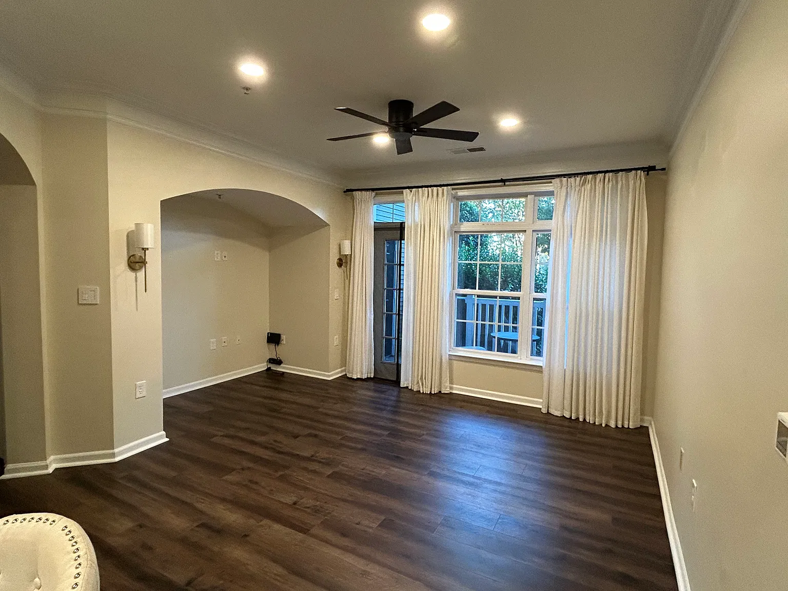1 bed, 810 sqft, $2,150 — Photo 2