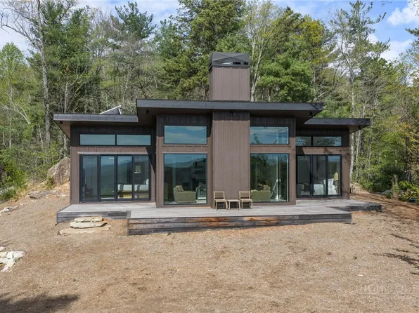 919 Lost Ridge Road, Lenoir, NC 28645