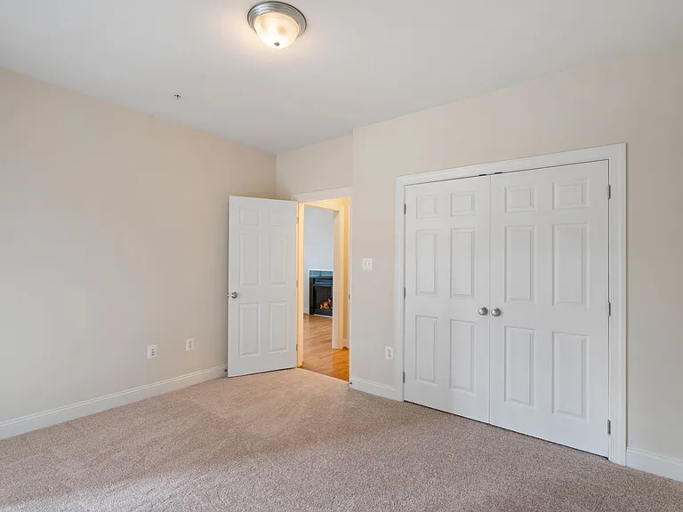 3426 Wilson Blvd — Photo 17