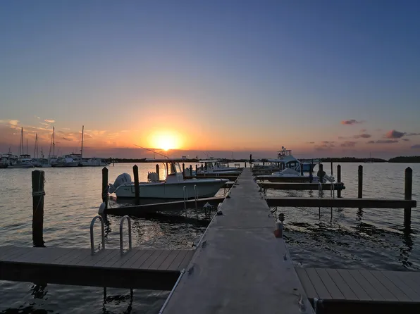 200 Harborview Dr APT 101, Tavernier, FL 33070