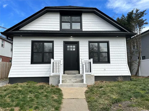 174 Park Avenue, Roosevelt, NY 11575