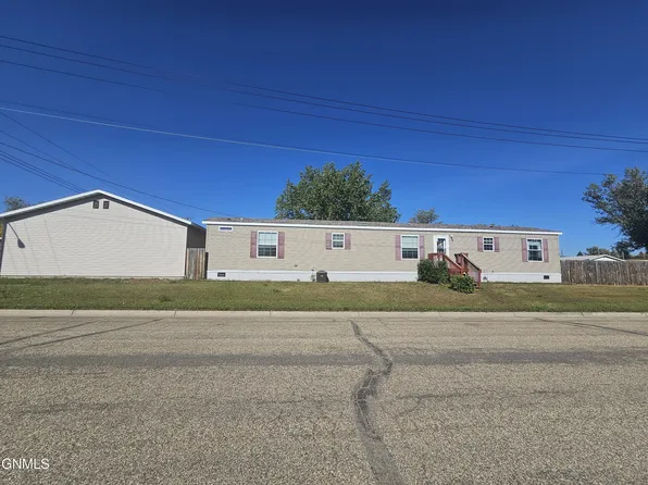 101 Hickman St, Grenora, ND 58845
