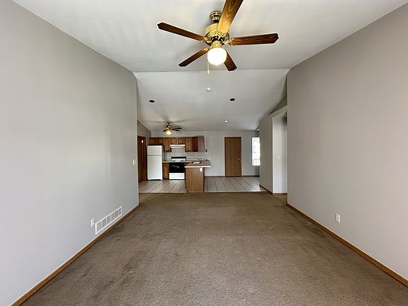 5th image of 1041 Minns Dr #2
