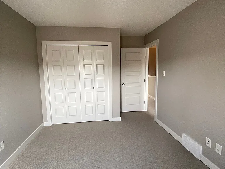 16724 15th Ave SW — Photo 23
