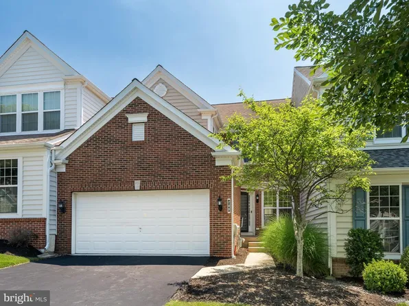 209 N Caldwell Cir, Downingtown, PA 19335