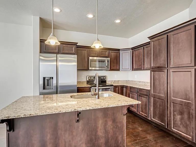 209 W Whitewater Dr — Photo 13
