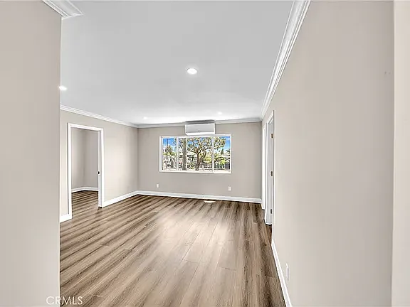3 bed, 3600 sqft, $3,668 — Photo 3
