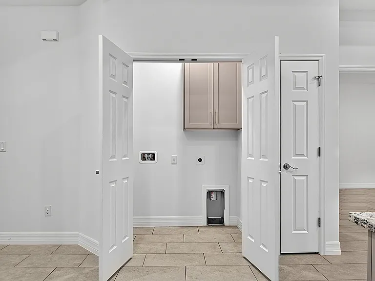 14 Ullynn Pl #A — Photo 12