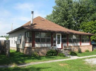 318 E Elm St, Rensselaer, IN 47978