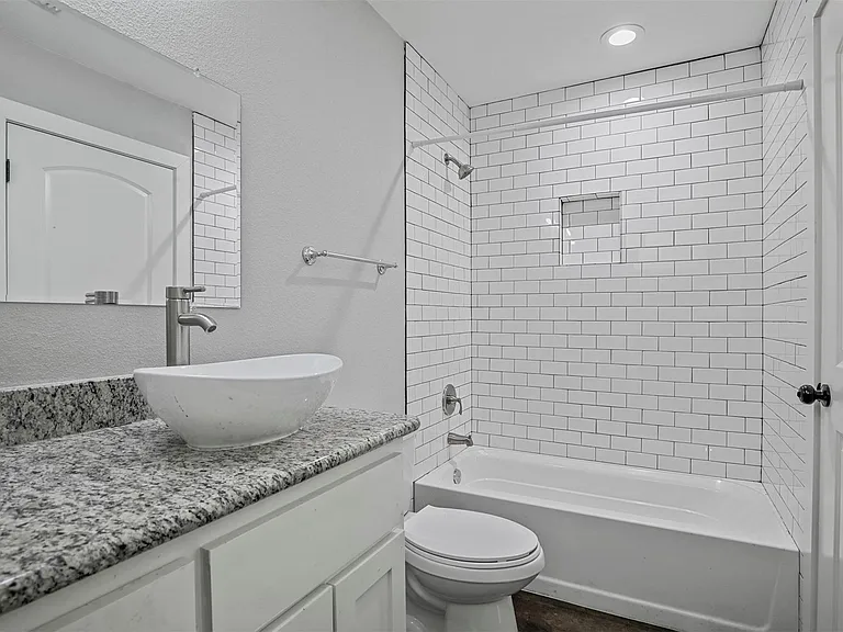 410 Mirick Ave #75020 — Photo 11