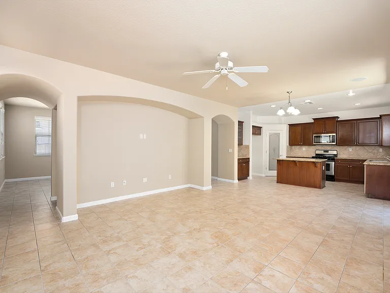 241 Picasso Cir — Photo 37