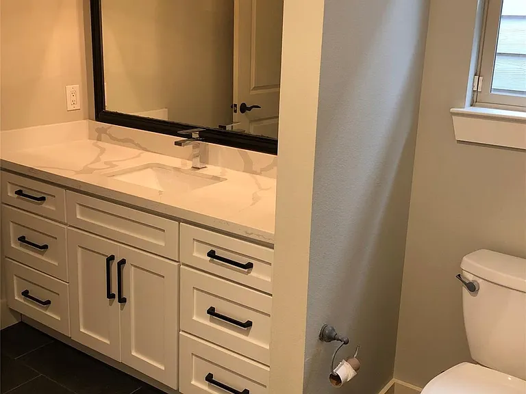 5514 Larkin St — Photo 15