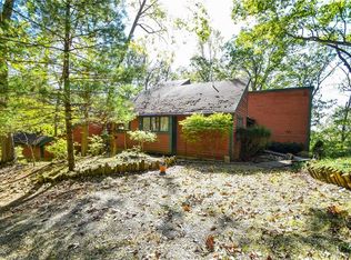 1833 Schnebly Rd, Xenia, OH 45385